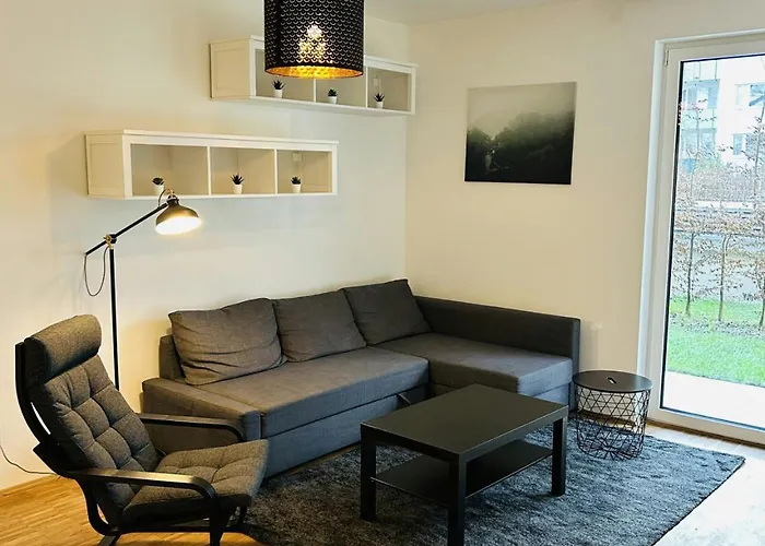 Convenient Apartment For 2